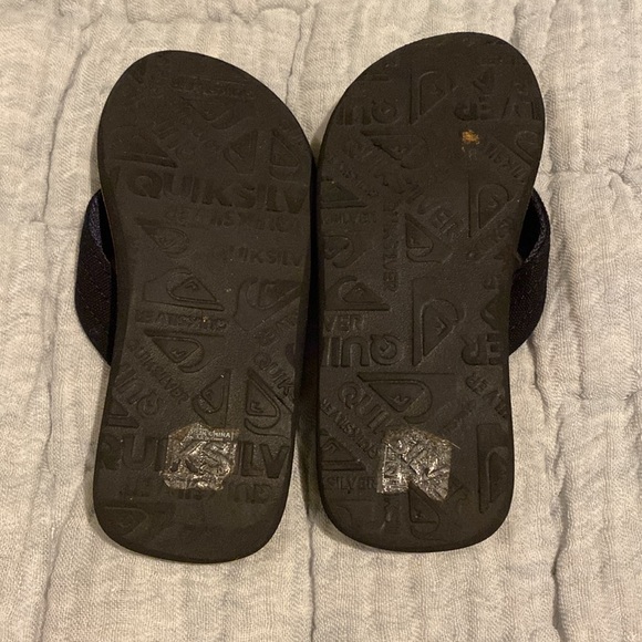 Quiksilver kids flip flops size 1 - Picture 2 of 3
